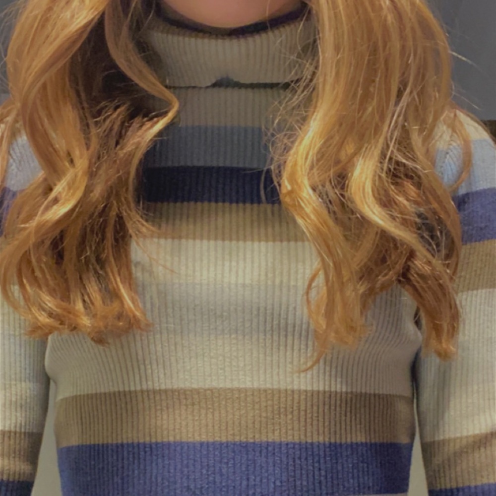 Striped turtle neck